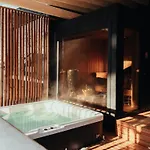 Noa Aurora Lapland 5*